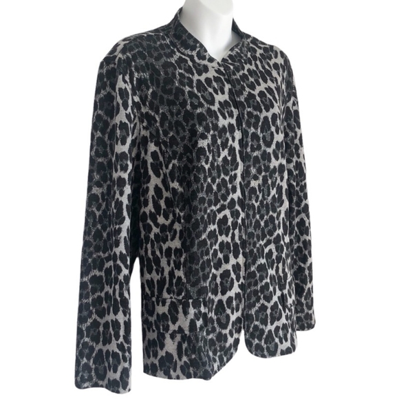 Chico's Animal Print Leopard Full Zip Bomber Jacket Coat - Picture 1 of 10